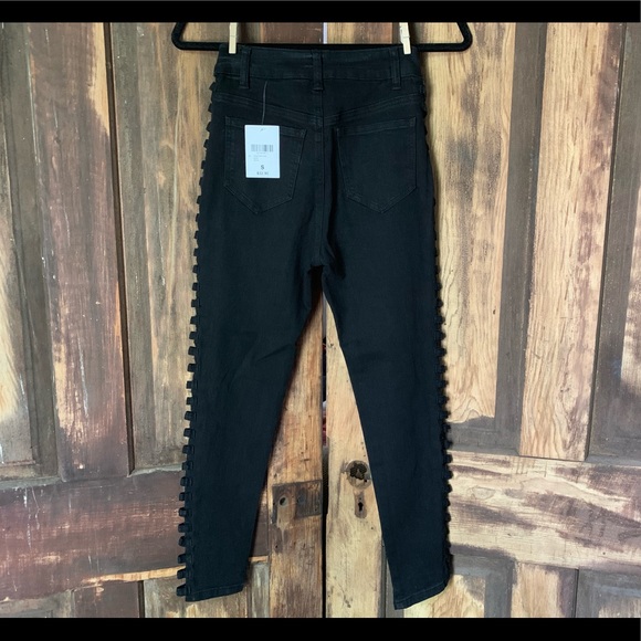 NWT FOREVER 21 cutout side high waist jeans - Picture 3 of 5